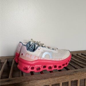 FP Movement x On Cloudmonsters Salmon Pink